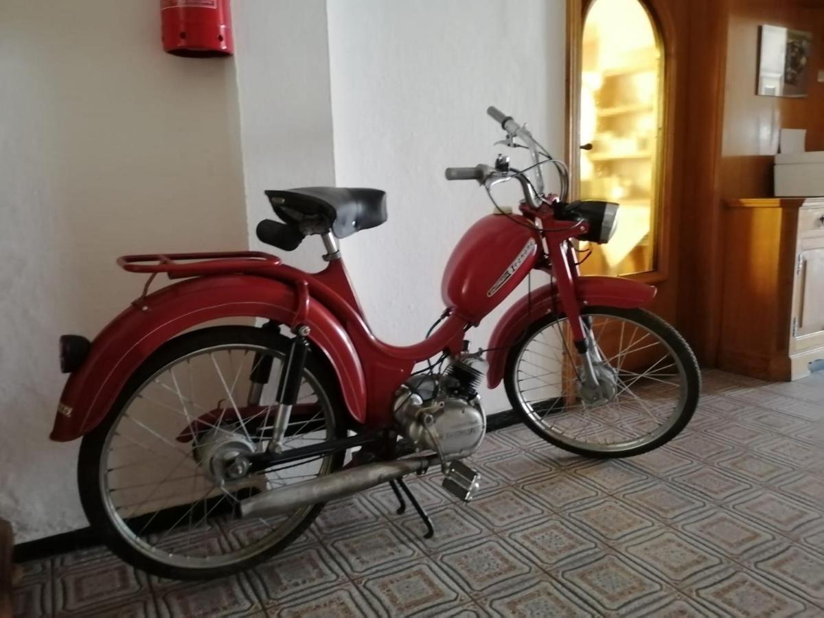 Hotel Garni Sonne Malles Venosta Zewnętrze zdjęcie